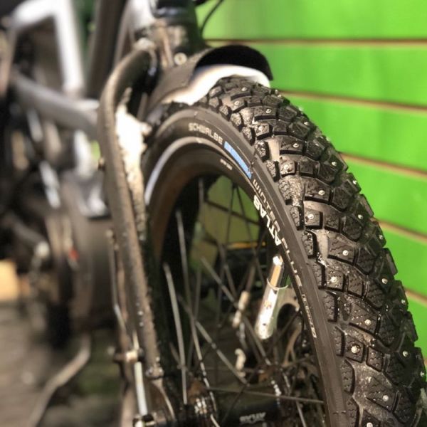 Schwalbe Marathon Plus Spike 20 x 2.15