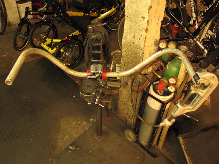 Customized riser and handlebar set up